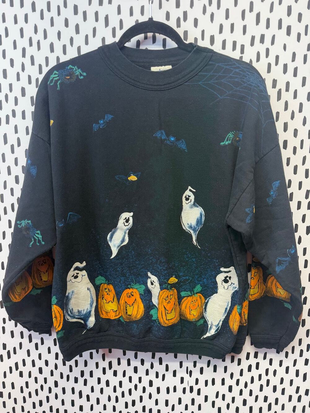 90s VINTAGE HAND PAINTED HALLOWEEN GHOST IN JACK O LANTERN crew SWEATSHIRT - Picture 2 of 11